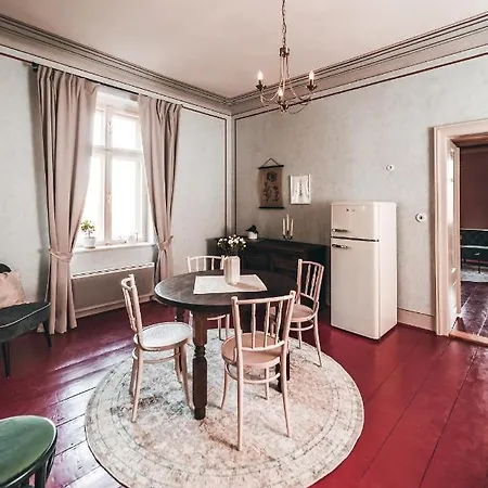 Lucerna - Dum S Dusi Apartman
