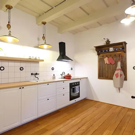 Lucerna - Dum S Dusi Apartment *