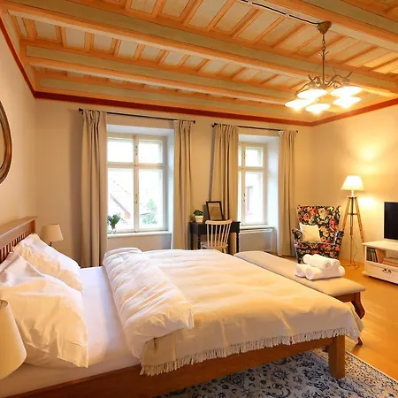 Apartment Lucerna - Dum S Dusi